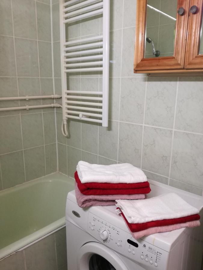 Sara Apartman Targu Mures Exterior photo